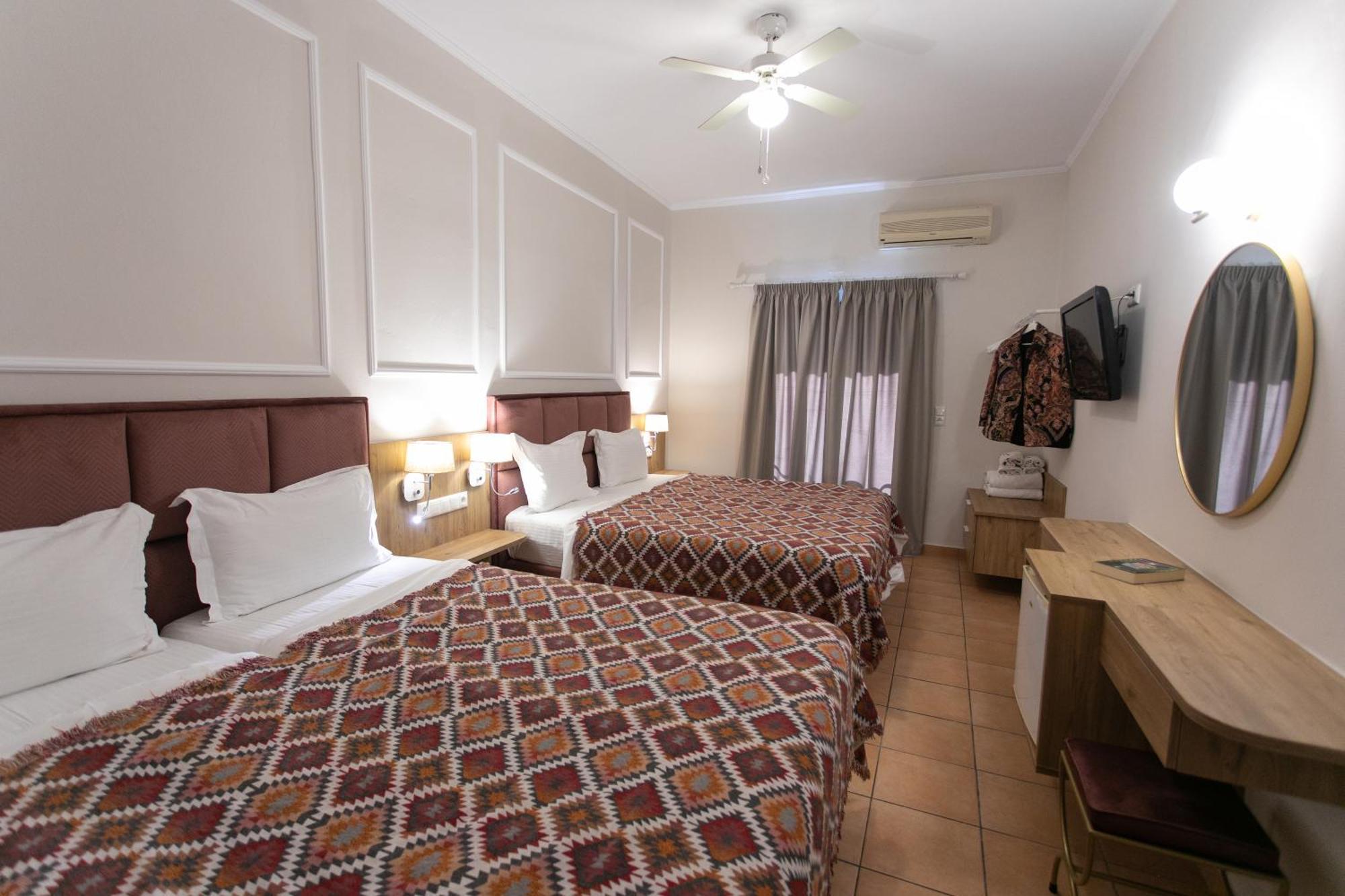 Paradise Hotel Парга Екстериор снимка