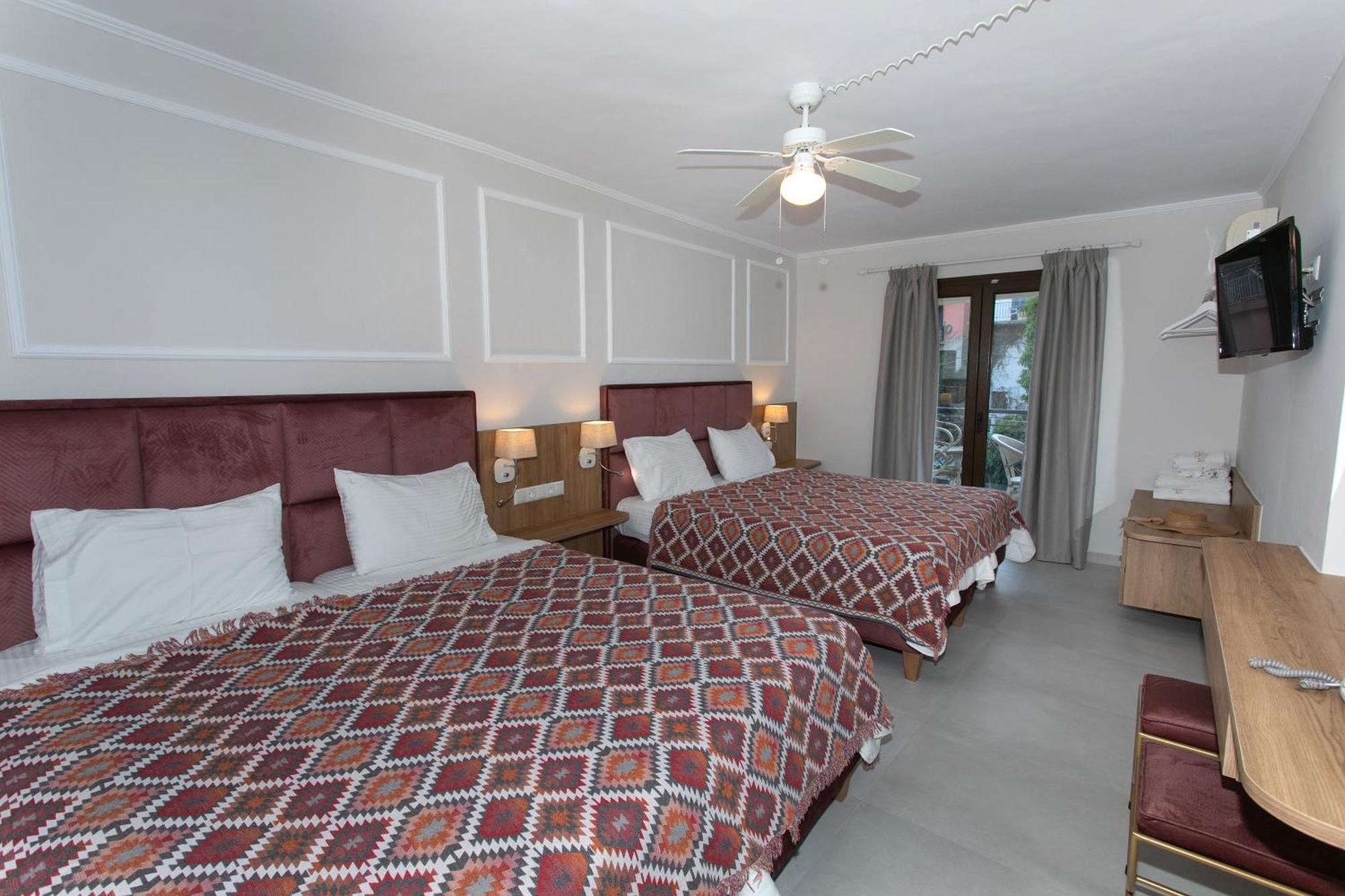 Paradise Hotel Парга Екстериор снимка